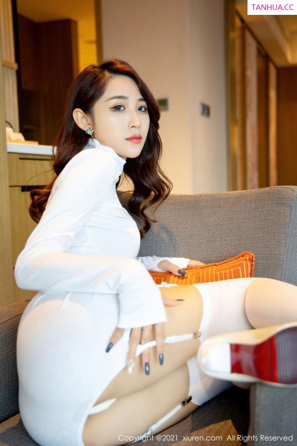 周慕汐  [XiuRen]高清写真图 2021.10.15 No.4071 周慕汐baby第35张图片